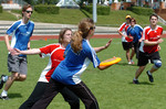 Nyon , dimanche 3 juin 2007 , Colovray , initiation au frisbee , photo Martial Fragniere