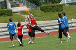 Nyon , dimanche 3 juin 2007 , Colovray , initiation au frisbee , photo Martial Fragniere