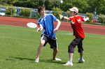 Nyon , dimanche 3 juin 2007 , Colovray , initiation au frisbee , photo Martial Fragniere