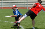 Nyon , dimanche 3 juin 2007 , Colovray , initiation au frisbee , photo Martial Fragniere